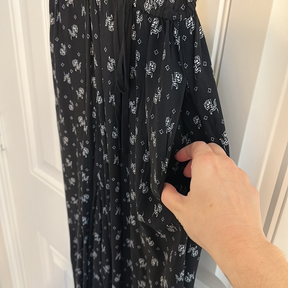 Patterned Pantsuit - Picture 5 of 13